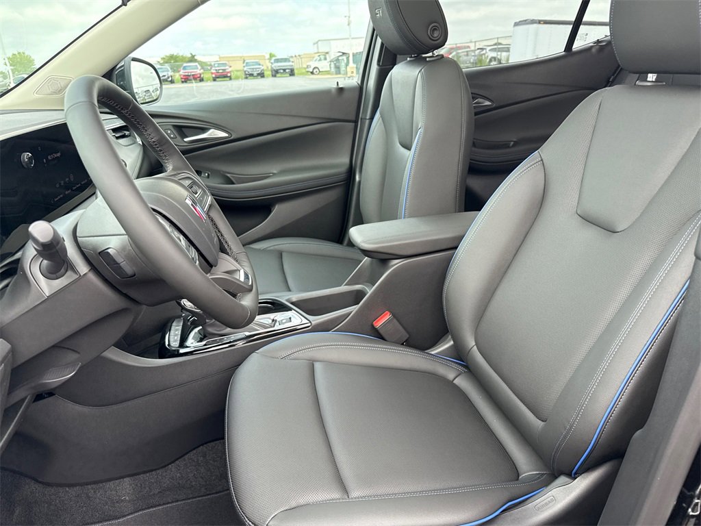 2026 Buick Encore GX Sport Touring photo 14