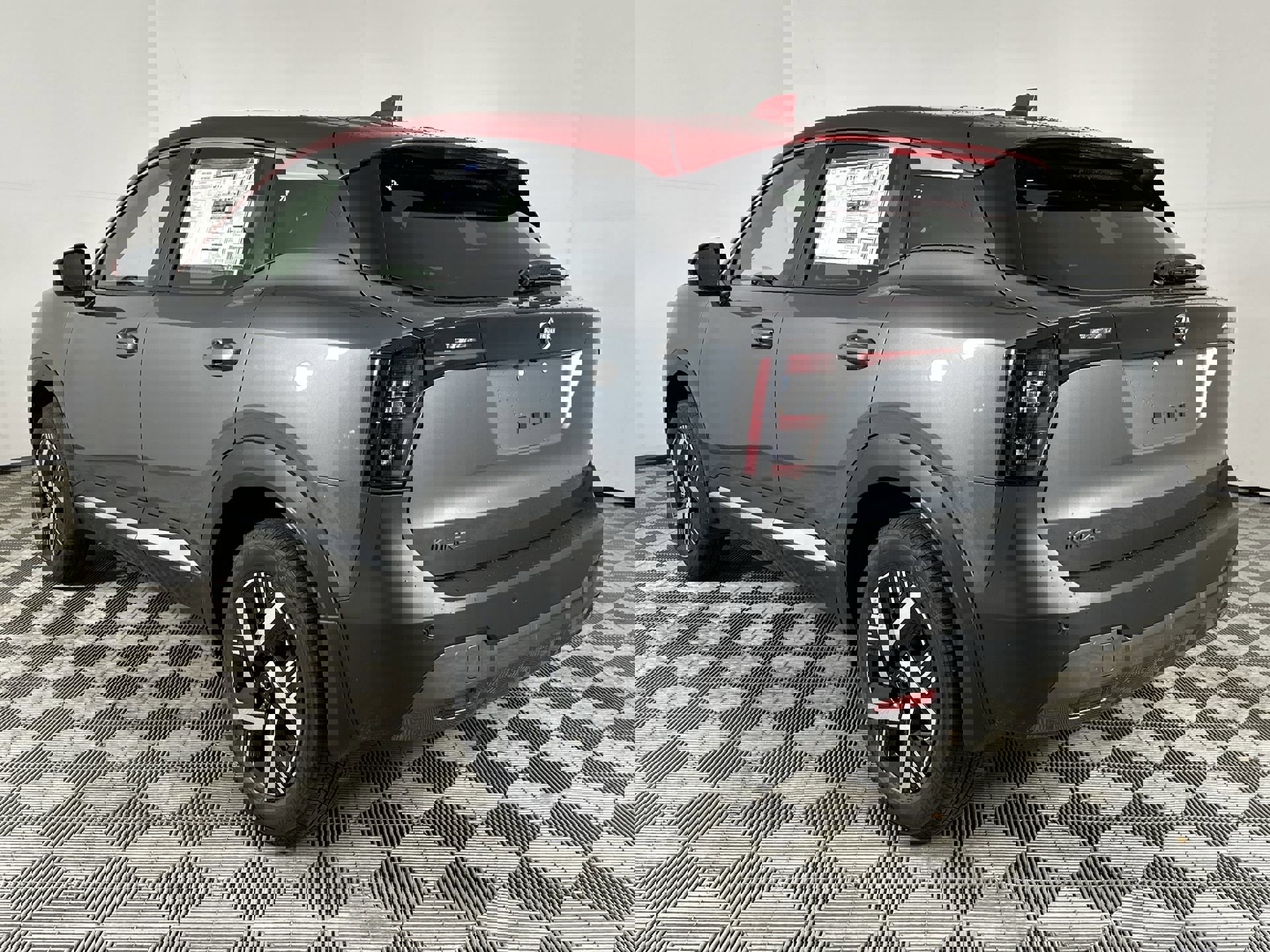 2025 Nissan Kicks SV photo 5
