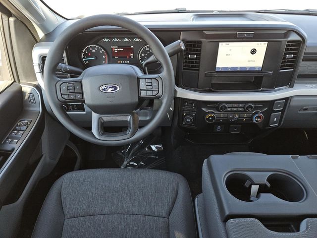 2026 Ford F-250 XL photo 4