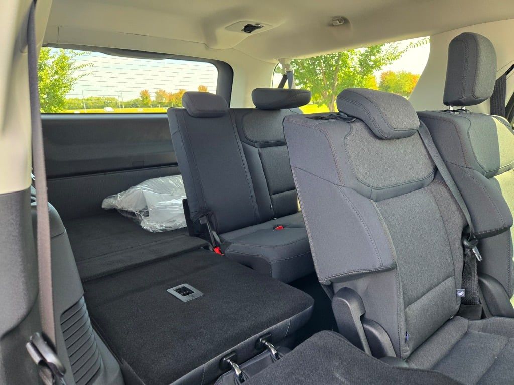 2025 Ford Expedition MAX photo 9