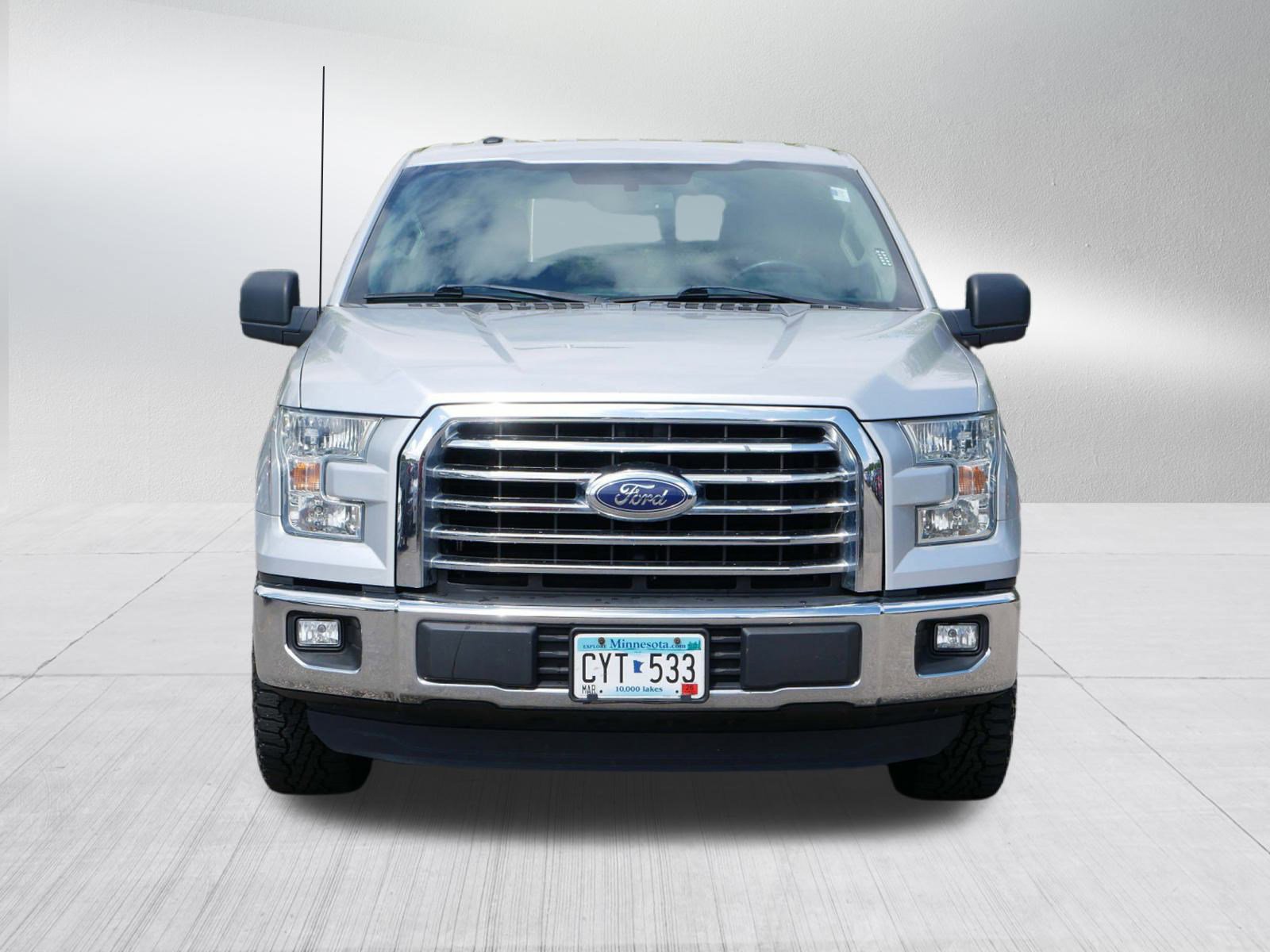2016 Ford F-150 XLT photo 2