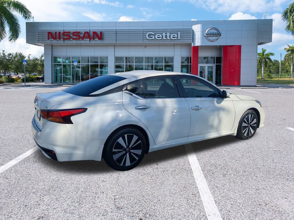 2022 Nissan Altima 2.5 SL photo 5