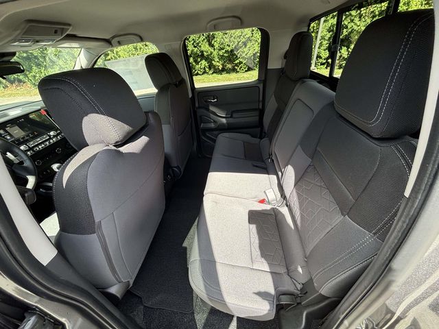 2026 Nissan Frontier SV photo 9
