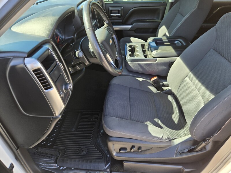 2018 Chevrolet Silverado 1500 LT photo 8