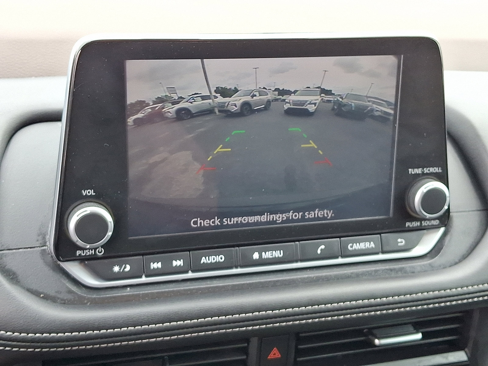 2023 Nissan Rogue S photo 24