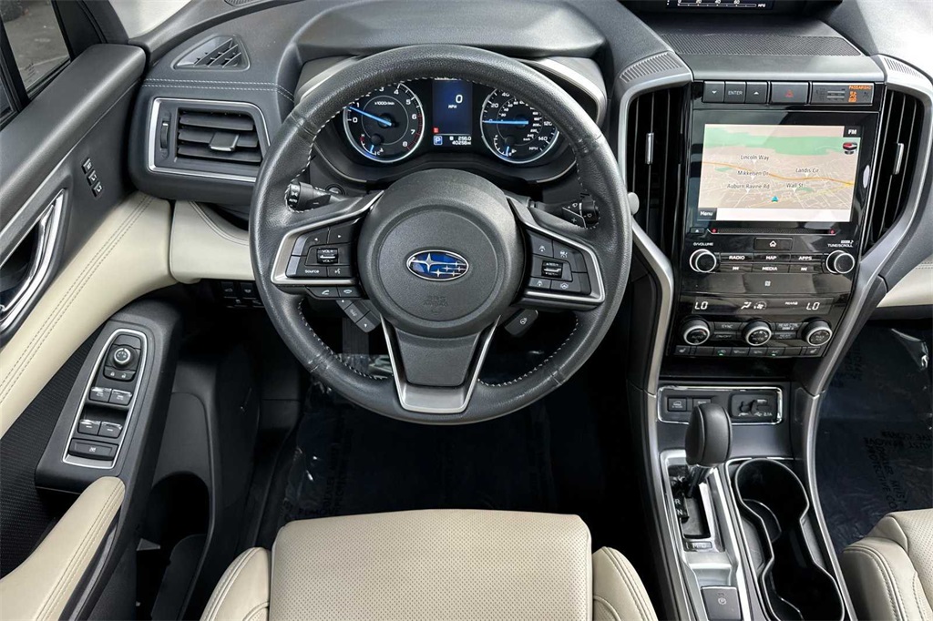 2022 Subaru Ascent Limited photo 15