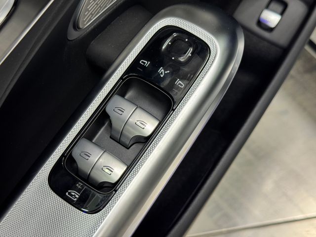 2026 Mercedes Benz E 350 photo 36