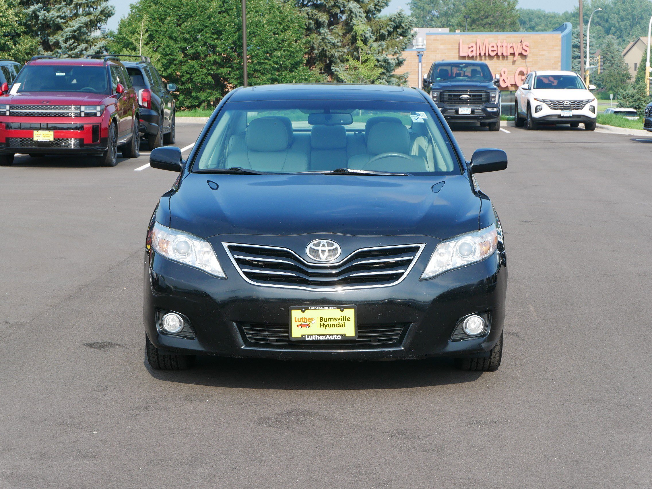 Used 2011 Toyota Camry XLE with VIN 4T1BK3EK3BU127881 for sale in Burnsville, Minnesota