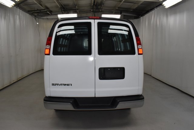 2023 Gmc Savana Cargo 2500 photo 4