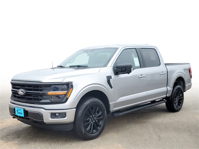 2025 Ford F-150 XLT photo 2