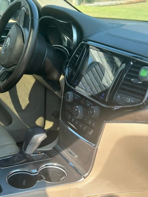 2020 Jeep Grand Cherokee Overland photo 5