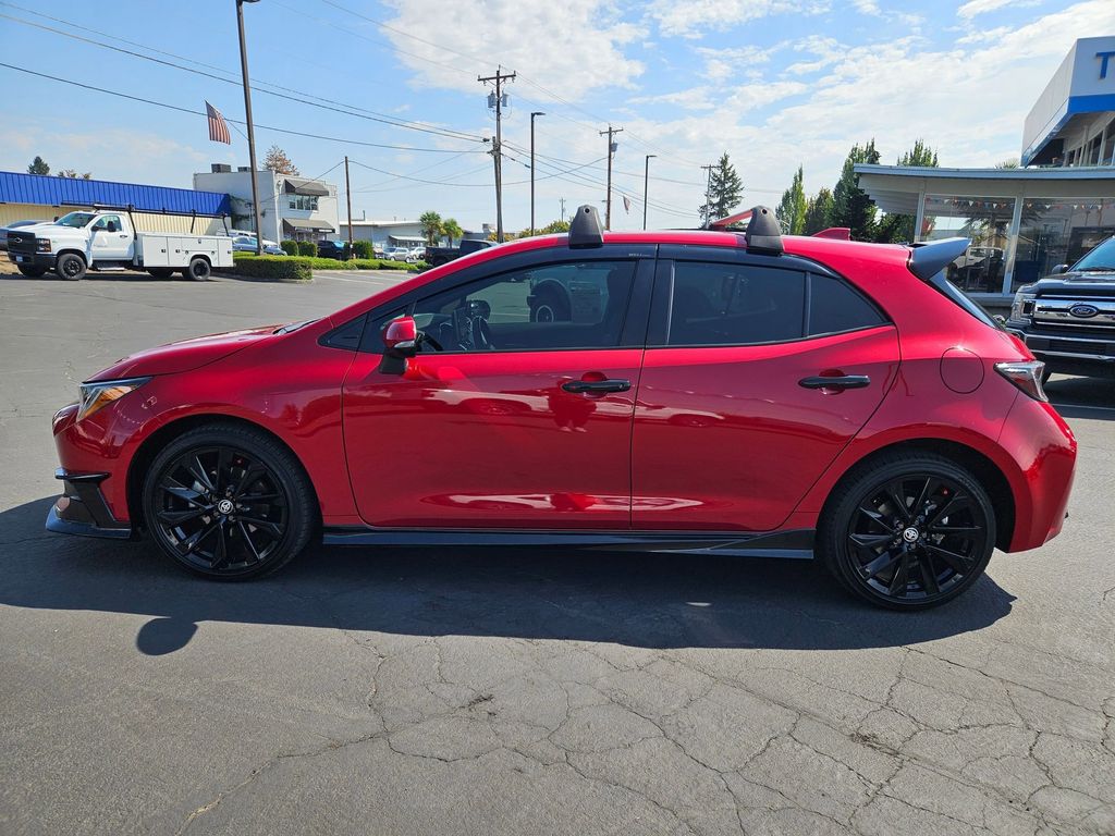 2021 Toyota Corolla SE Nightshade Edition photo 3