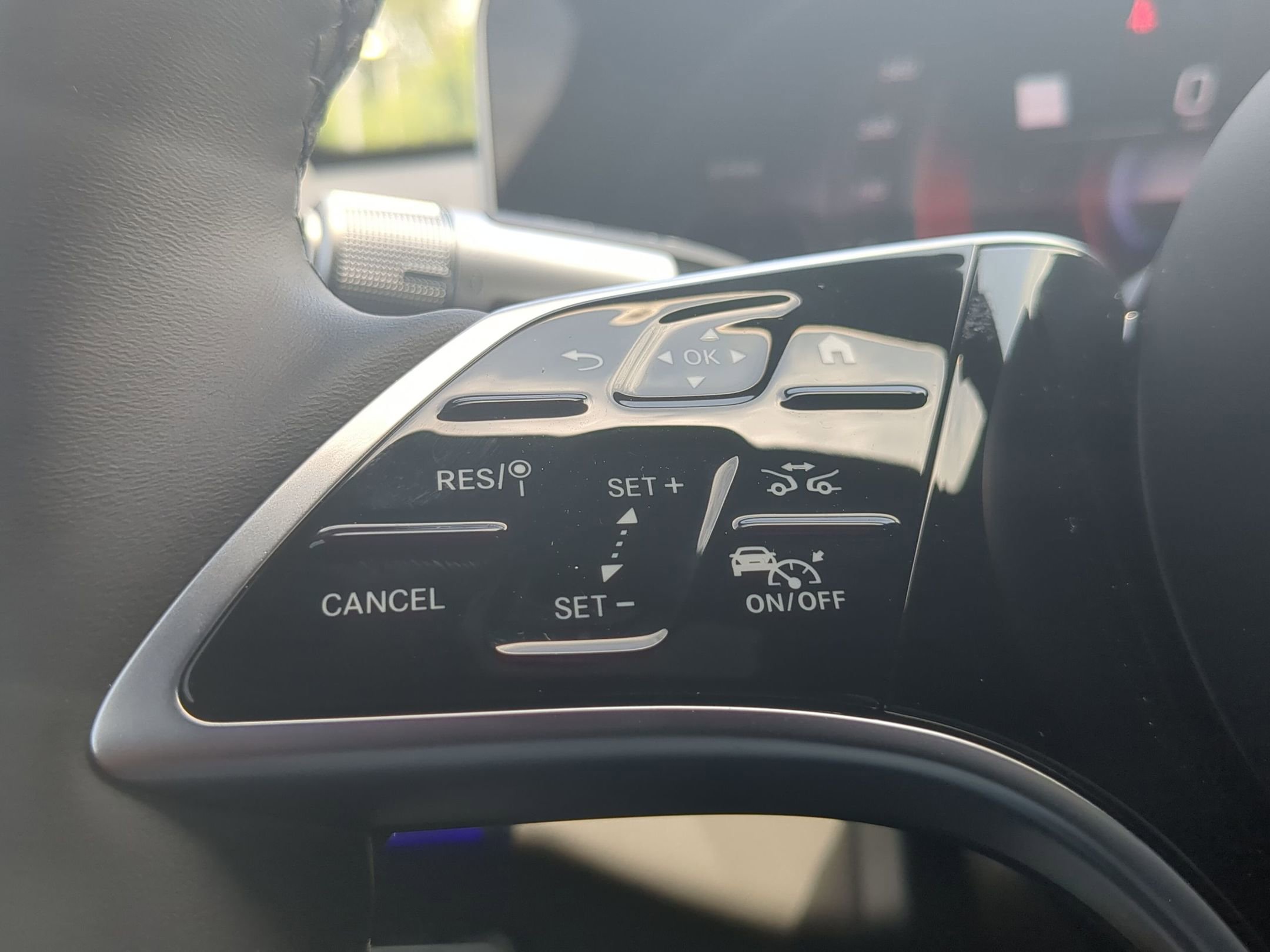 2025 Mercedes Benz S 580e 4MATIC photo 13