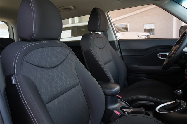 2016 Kia Soul Base photo 14