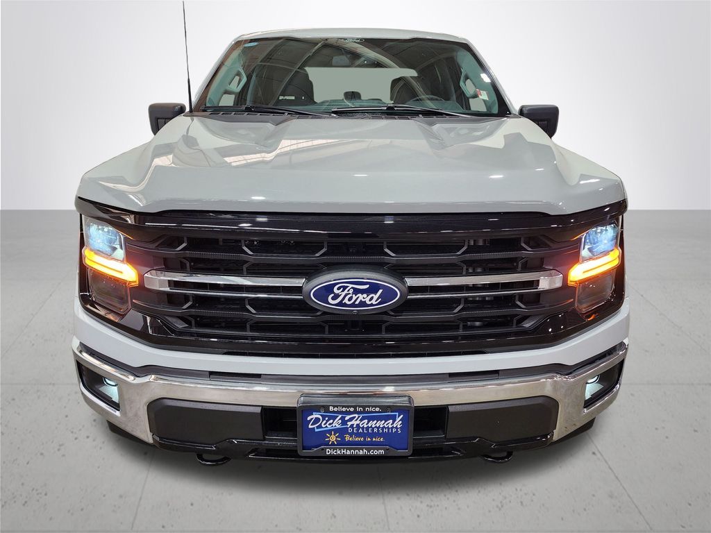 2024 Ford F-150 XLT photo 2
