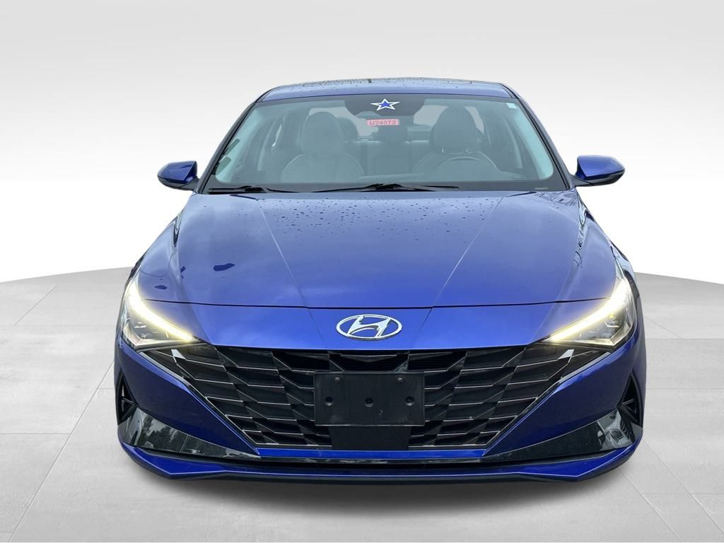 2023 Hyundai Elantra Limited photo 2