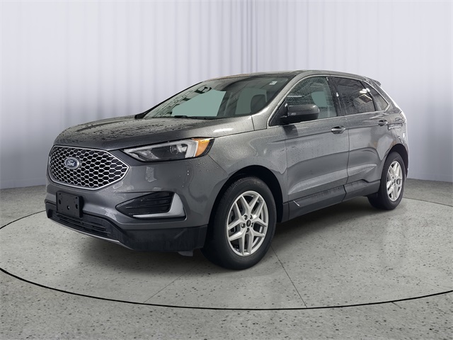 2024 Ford Edge SEL photo 4