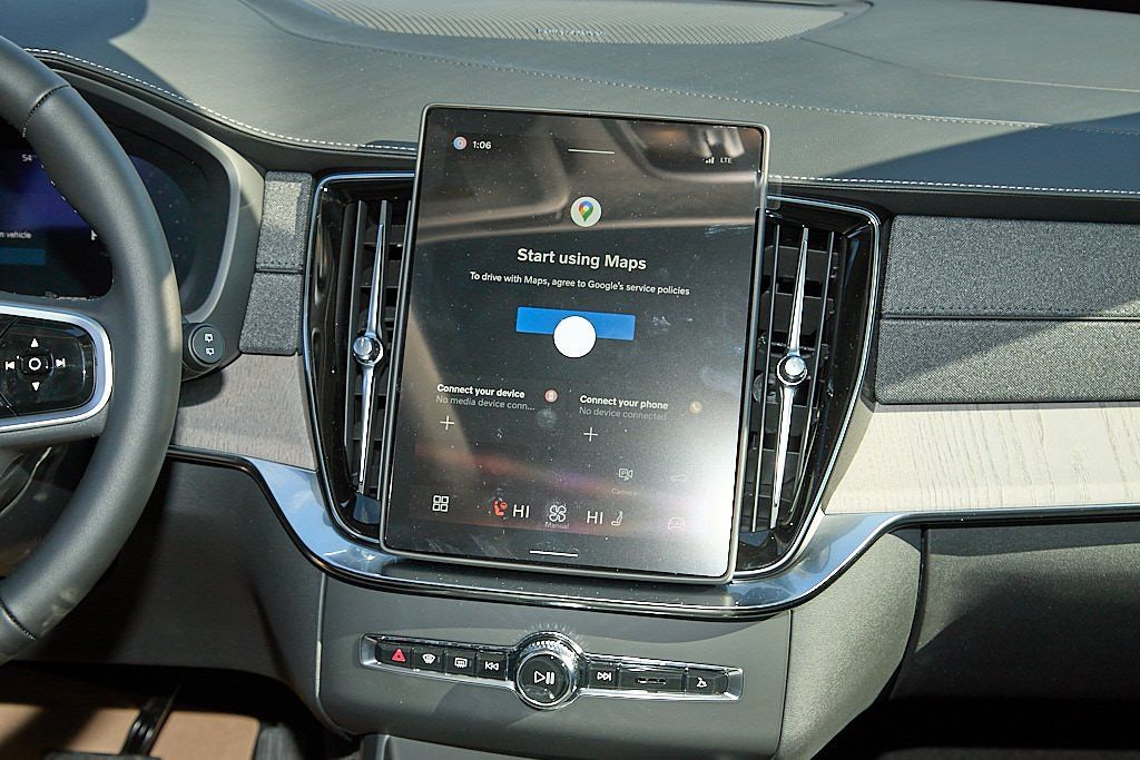 2026 VOLVO XC90 - Image 27