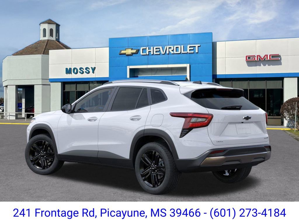 2026 Chevrolet Trax ACTIV photo 2