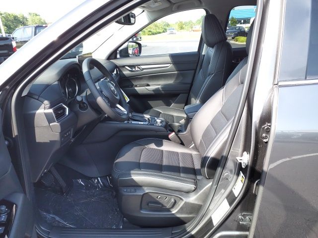 2025 Mazda CX-5 2.5 S Preferred photo 16