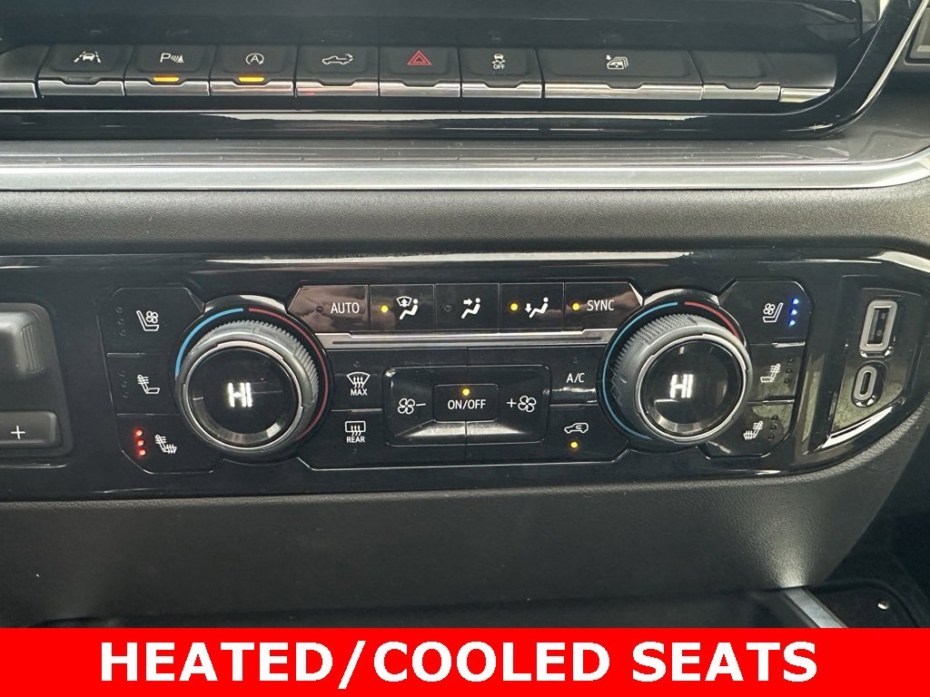 2024 Chevrolet Silverado 1500 High Country photo 3