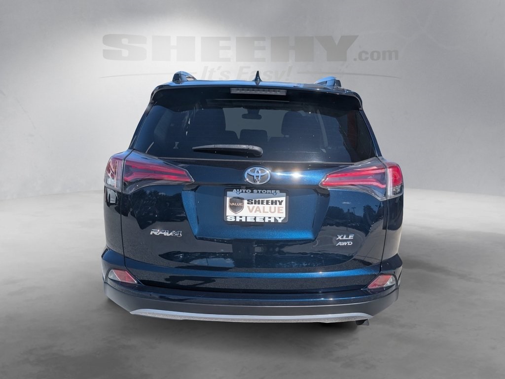 2017 Toyota RAV4 XLE photo 21