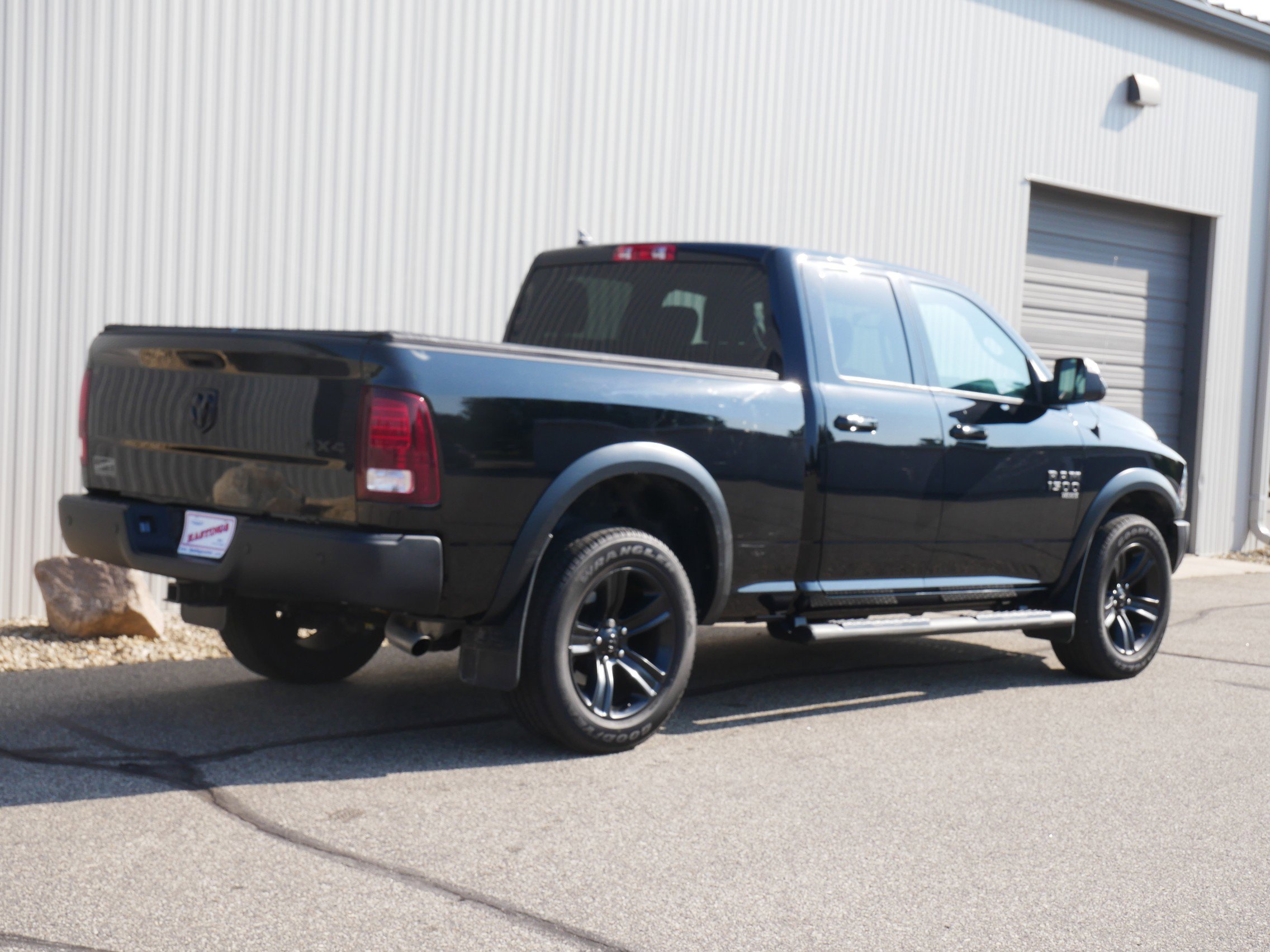 2022 Ram 1500 Classic Warlock photo 5