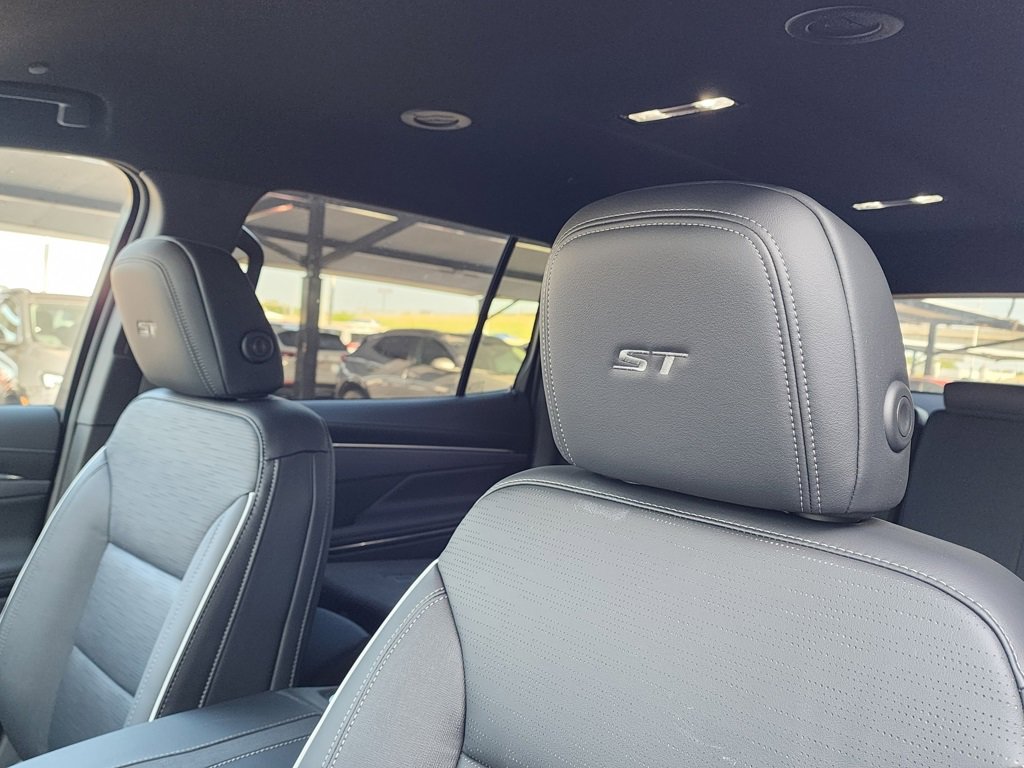 2026 Buick Enclave Sport Touring photo 15