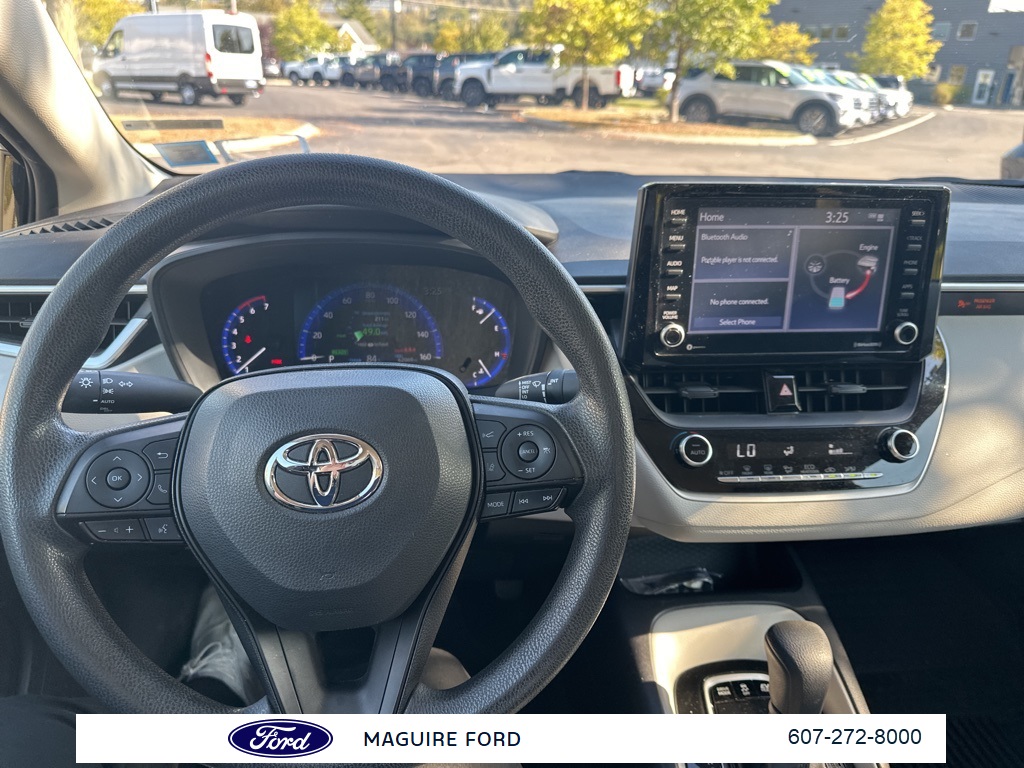 2022 Toyota Corolla Hybrid LE photo 12