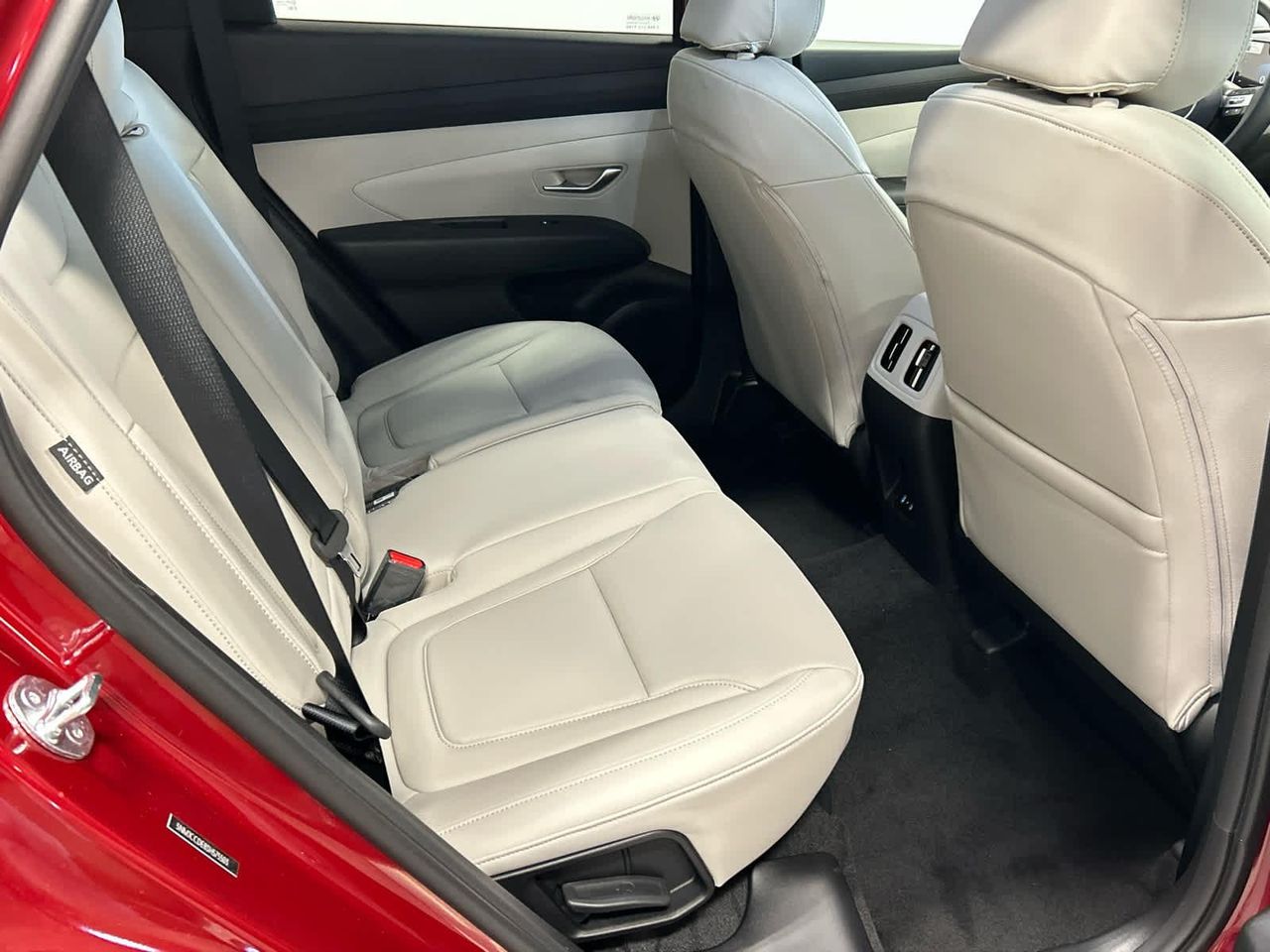 2025 Hyundai Tucson SEL Convenience photo 28