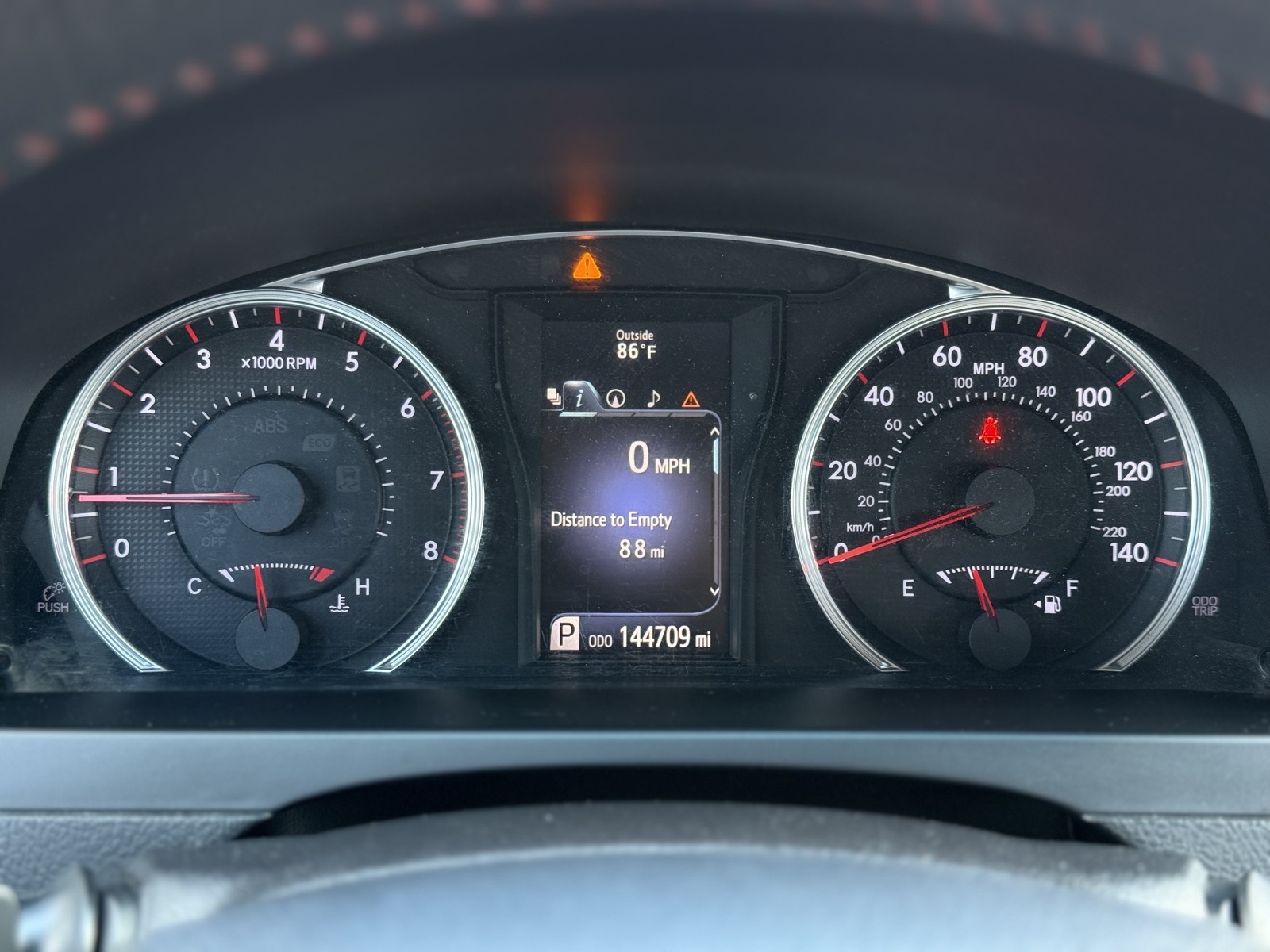 2015 Toyota Camry XSE photo 24