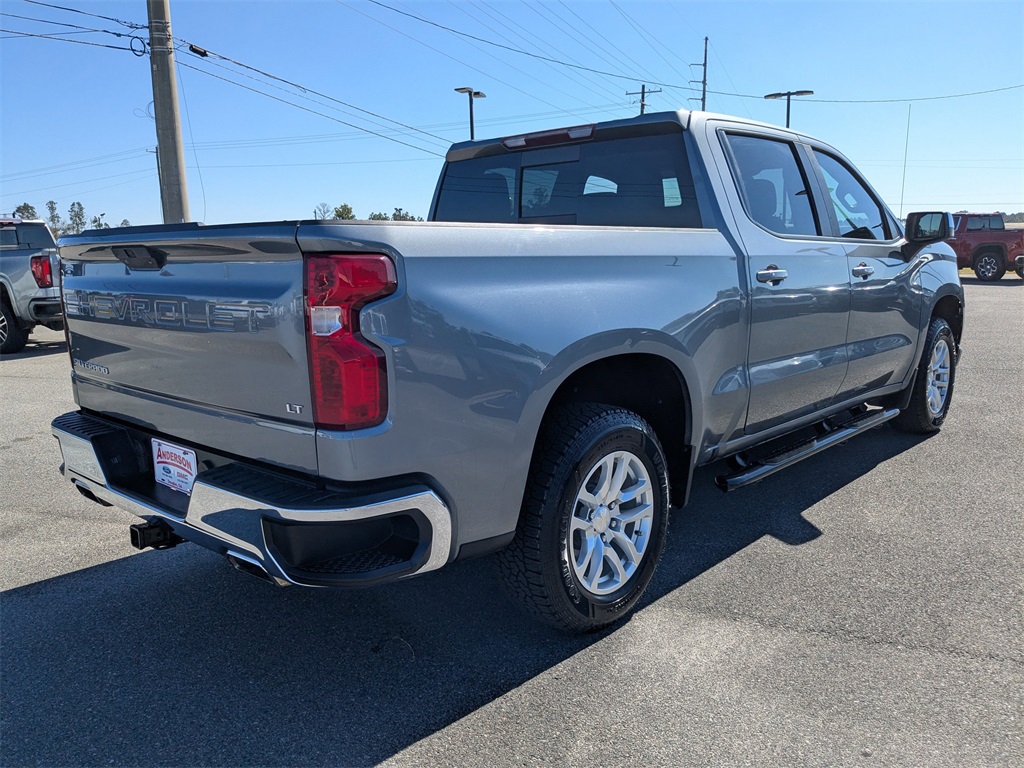 2019 Chevrolet Silverado 1500 LT photo 4