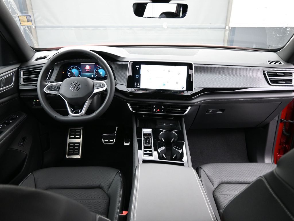 2025 Volkswagen Atlas Cross Sport SEL R-Line photo 42