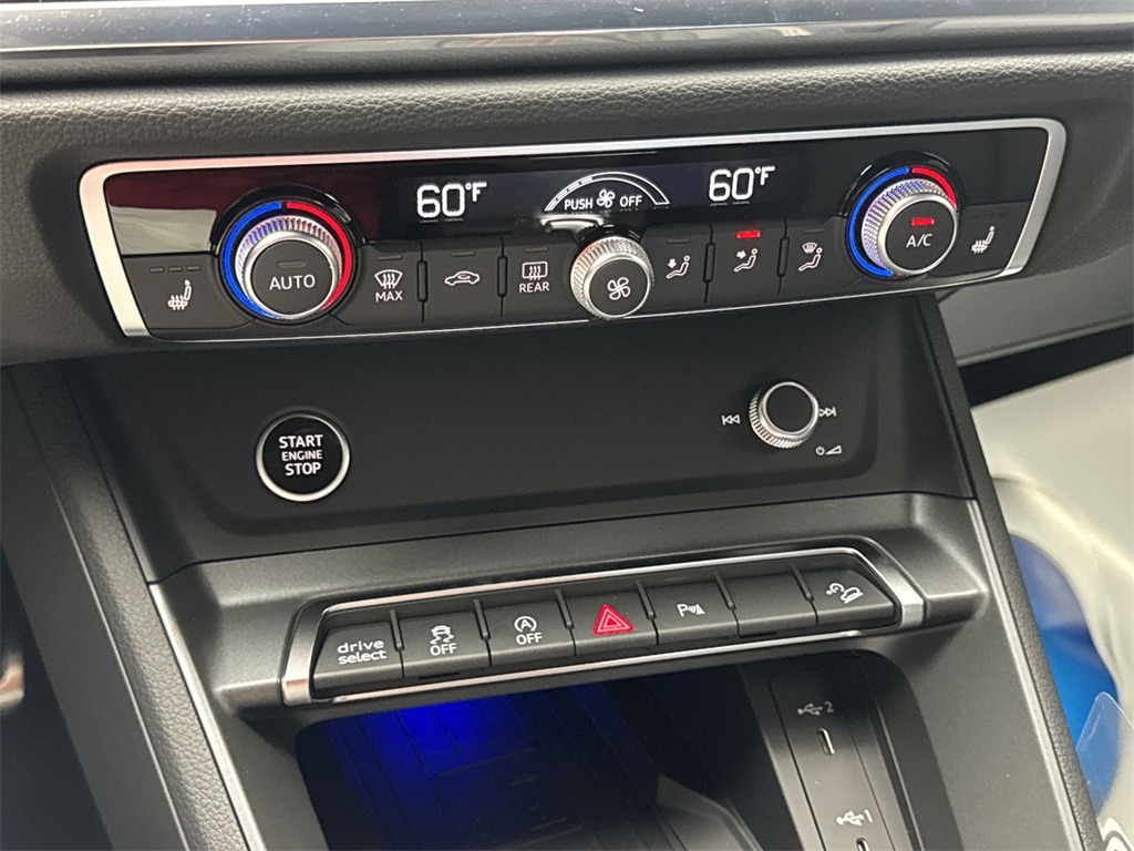 2025 Audi Q3 S line Premium Plus photo 19