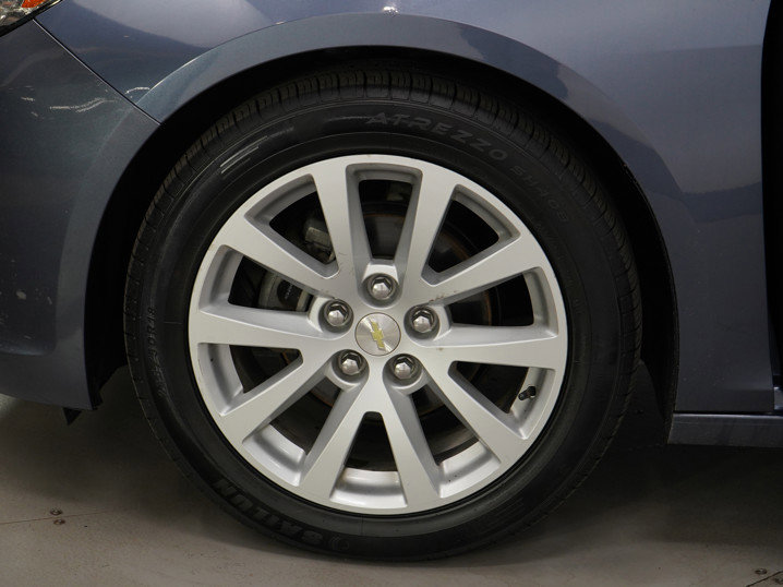 2015 Chevrolet Malibu 2LT photo 25