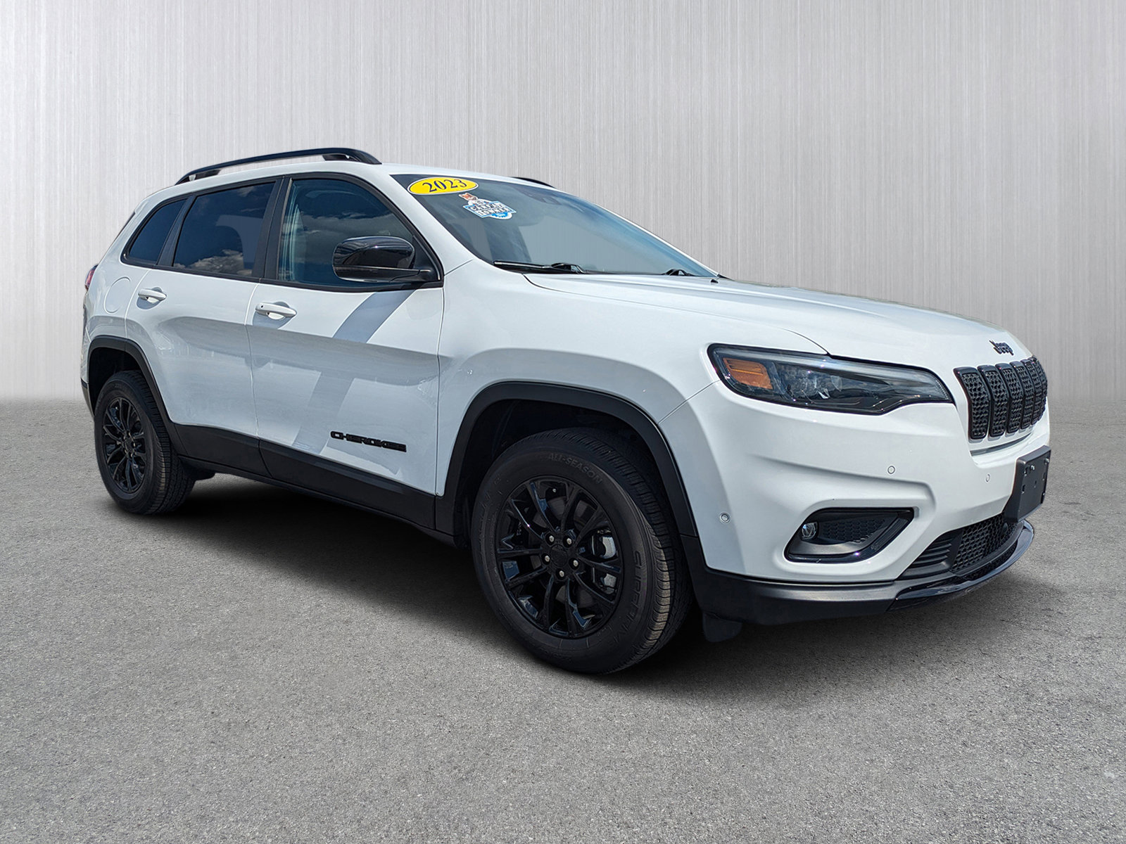 2023 Jeep Cherokee Altitude Lux