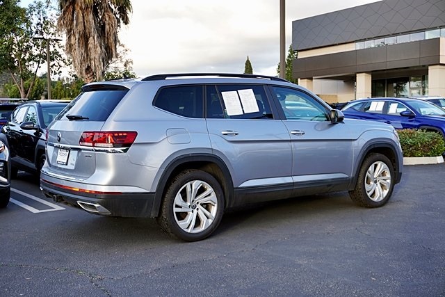 Used 2022 Silver Volkswagen 3.6L V6 SE w/Technology image 7