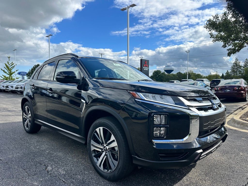 2025 Mitsubishi Outlander Sport SEL photo 4