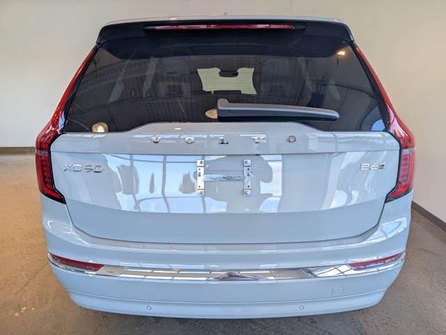 2026 Volvo XC90 photo 4