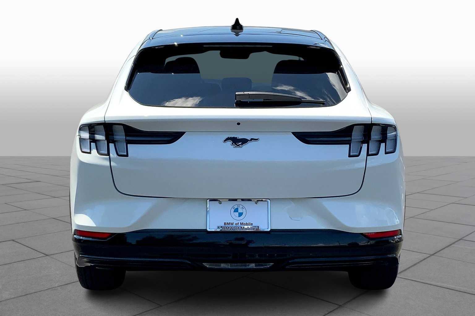 2023 Ford Mustang Mach-E Premium photo 3