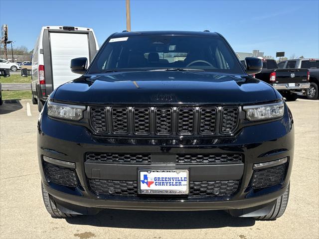 2025 Jeep Grand Cherokee L photo 2