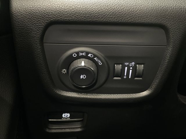 2023 Jeep Grand Cherokee Limited photo 22