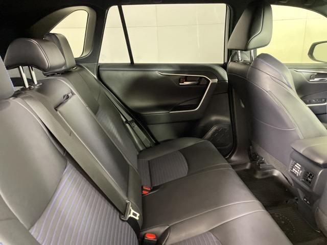 2023 Toyota RAV4 Hybrid XSE photo 14