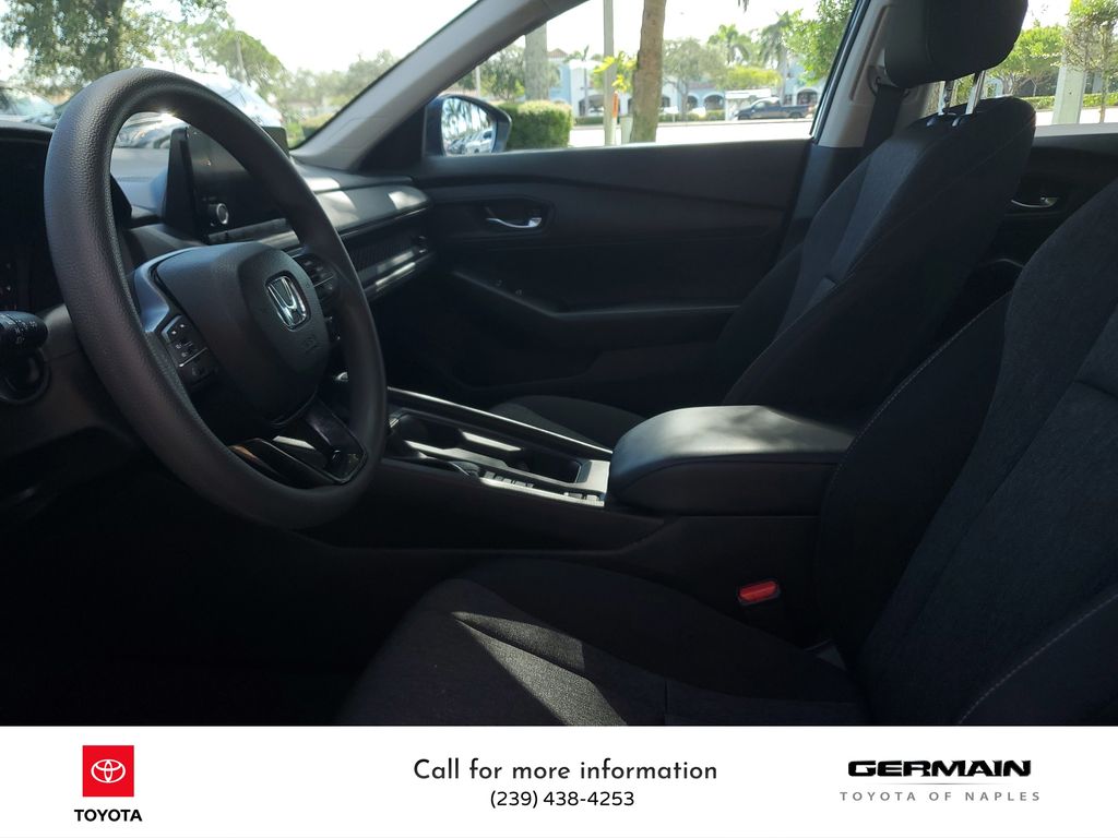 2023 Honda Accord LX photo 15
