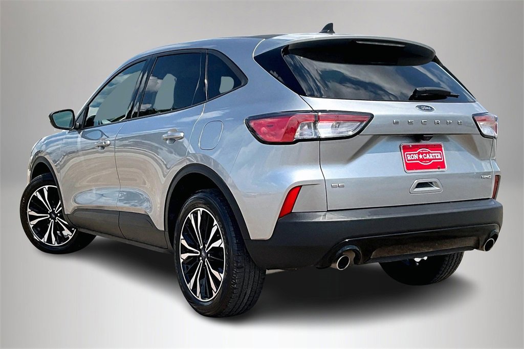 2022 Ford Escape SE photo 4