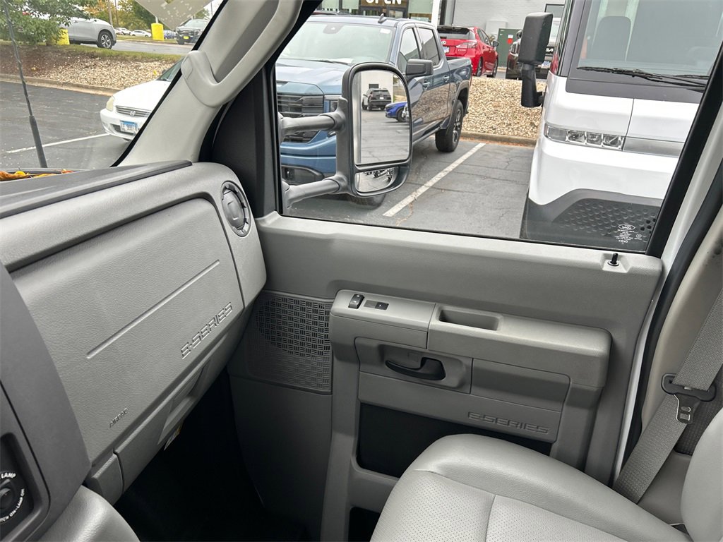 2024 FORD E-450 - Image 22