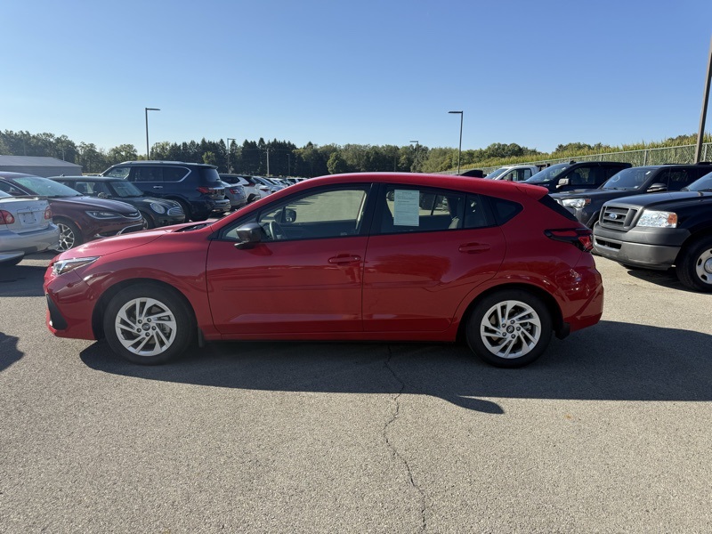 2025 Subaru Impreza Base photo 9