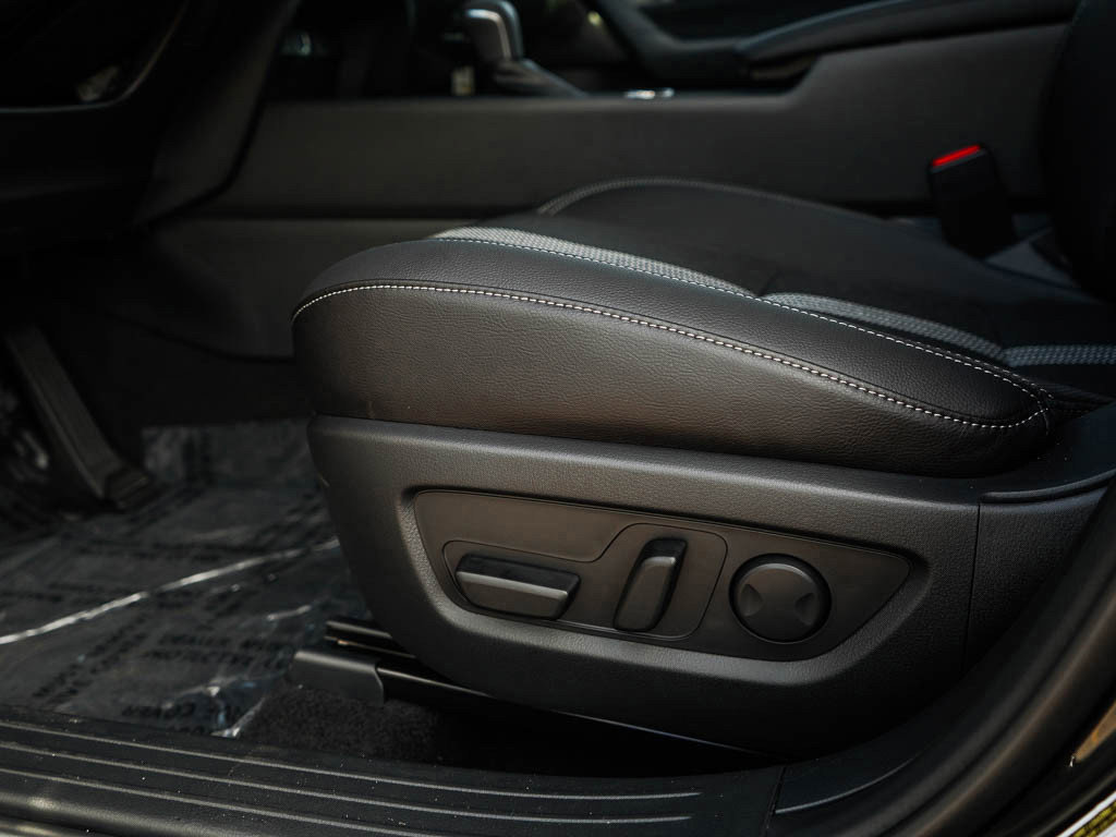 2025 Mazda CX-50 Preferred photo 17