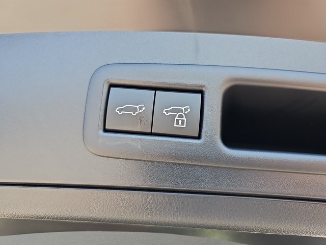2025 Lexus UX Premium photo 13