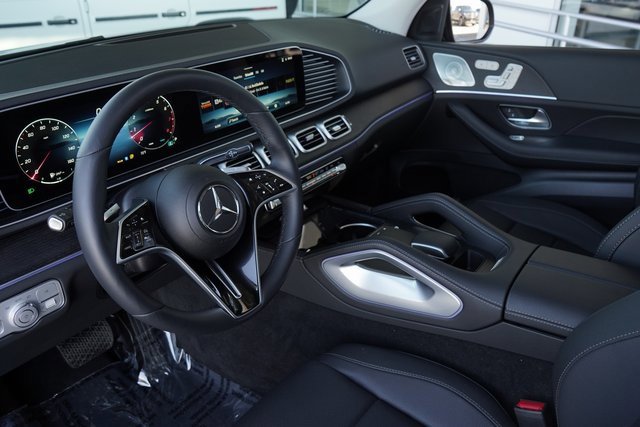 2025 Mercedes Benz GLE 350 4MATIC photo 2
